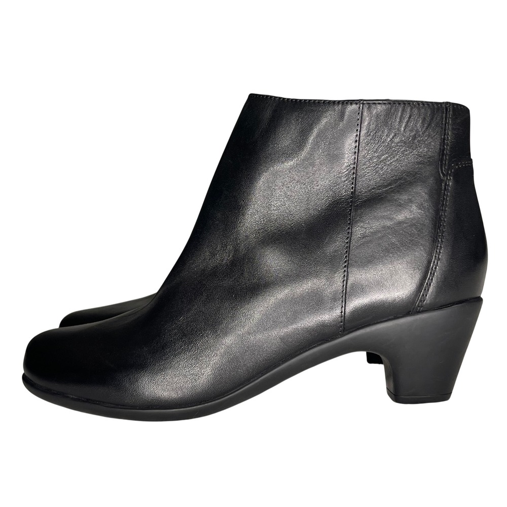 Naturalizer Size 9.5W Secamira Black Leather Ankle Boots Low Block Heel